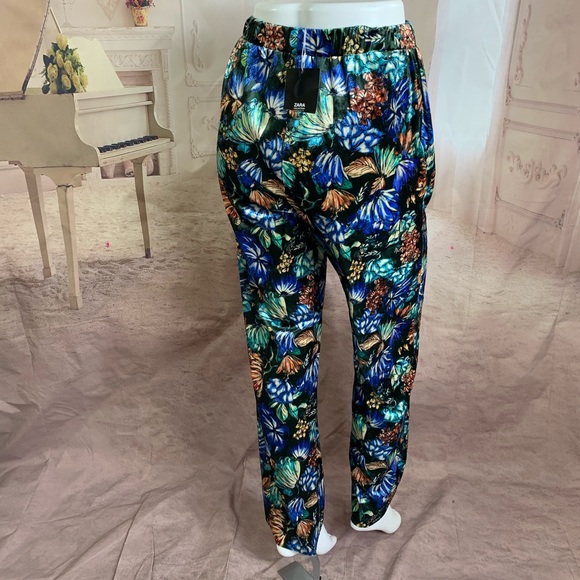 SOLD NEW Zara Floral Exotic Velvet Velour P - Picture 5 of 8